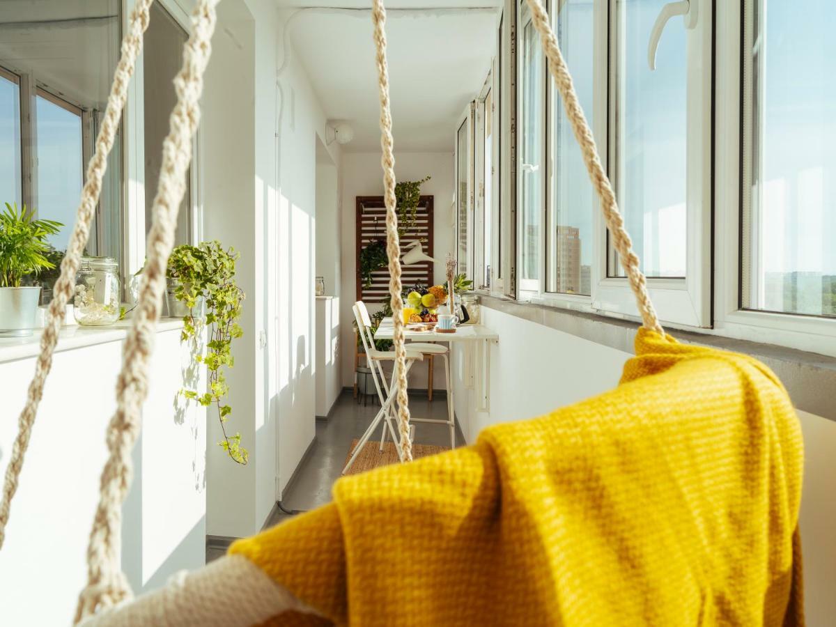 Parklake Design Apartment - Fabulous View - Netflix Бухарест Екстер'єр фото